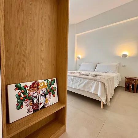 Lumie Di Sicilia Apartament *